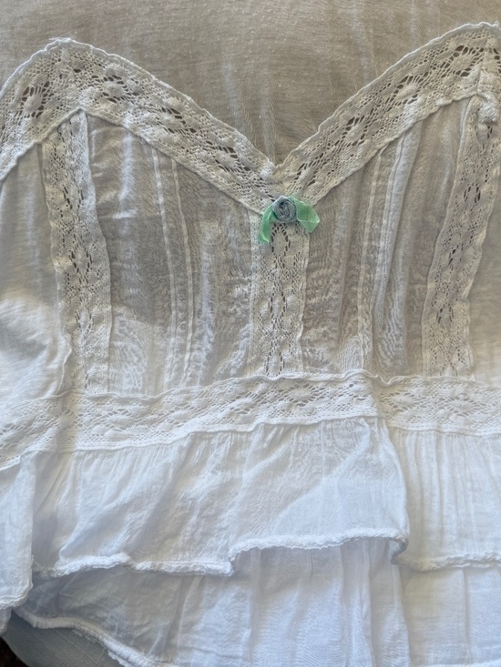 Summer Top - Picture 2 of 4